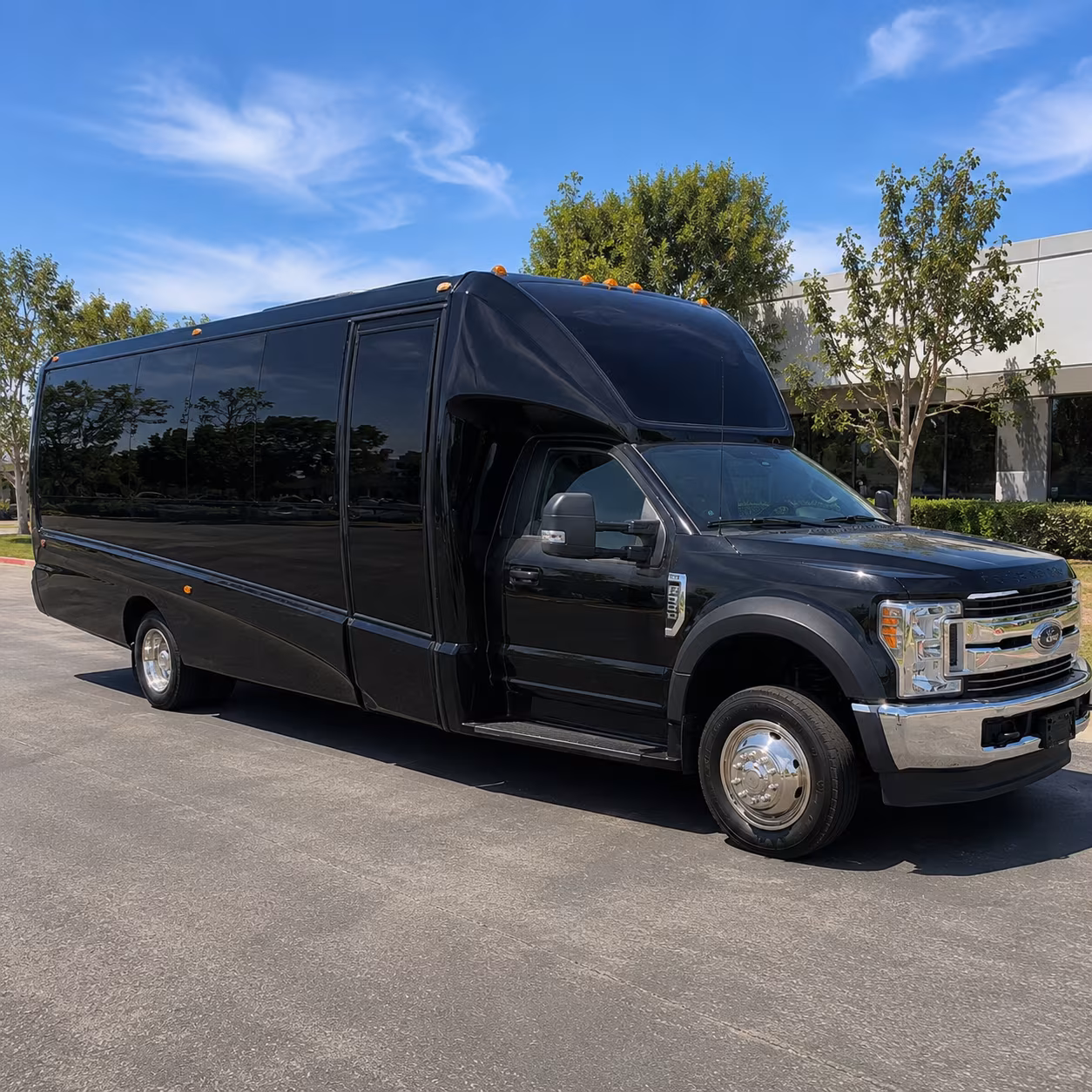 20 Passenger Party Bus Exterior