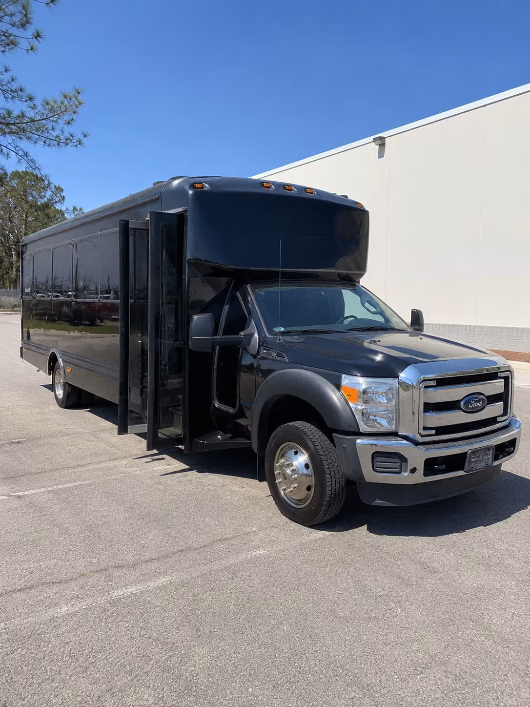 Denver Homecoming & Prom Party Bus Rentals