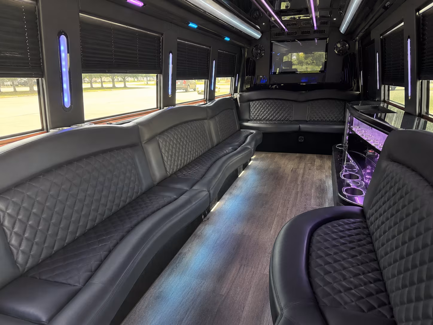 Lakewood Birthday, Sweet 16, & Quinceañera Party Bus Rentals