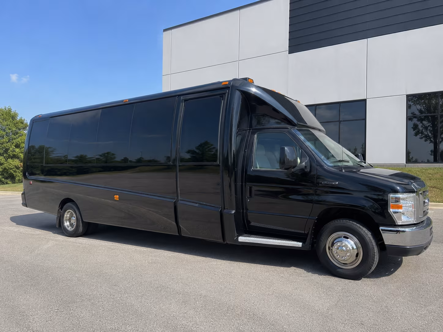 Lakewood Private Event Transportation group transportation