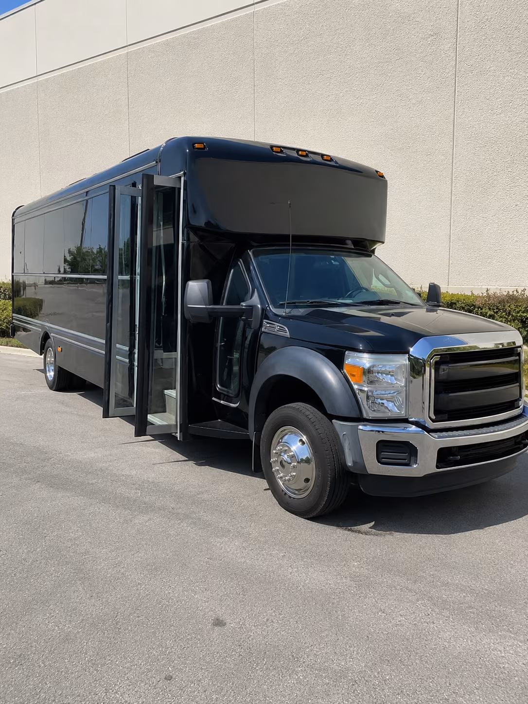 Lakewood Sporting Event Transportation group transportation