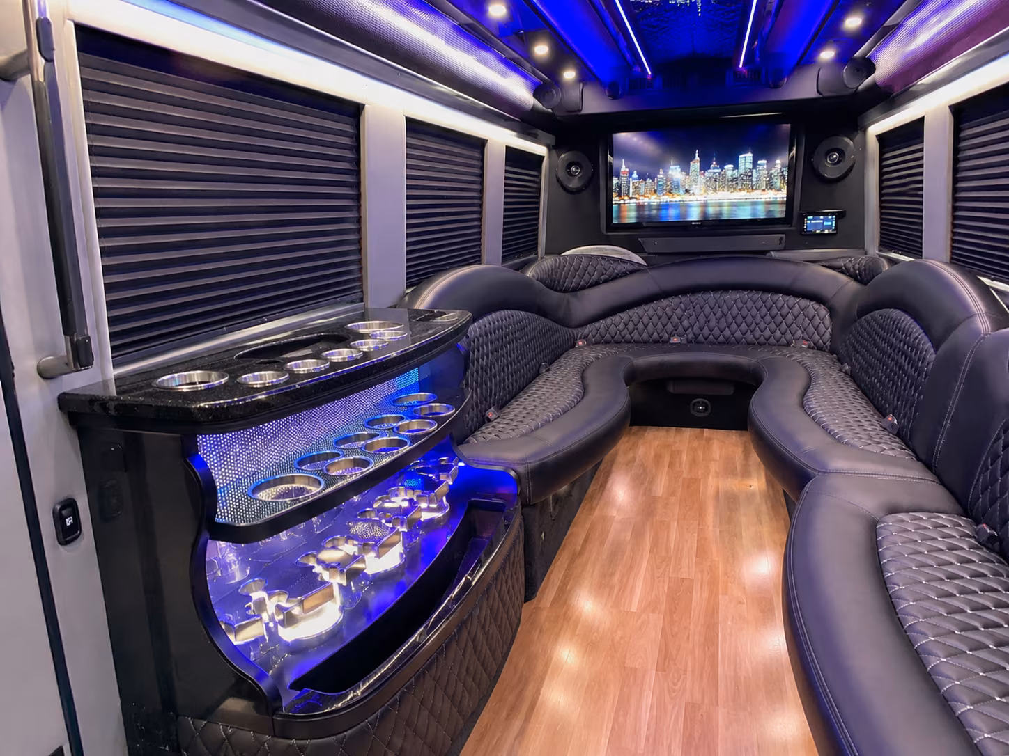 Lakewood Winery Tour & Pub Crawl Transportation party bus exterior