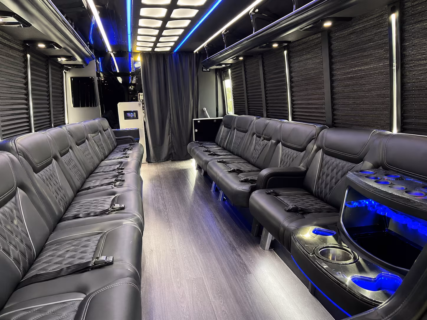 Lakewood Winery Tour & Pub Crawl Transportation group transportation